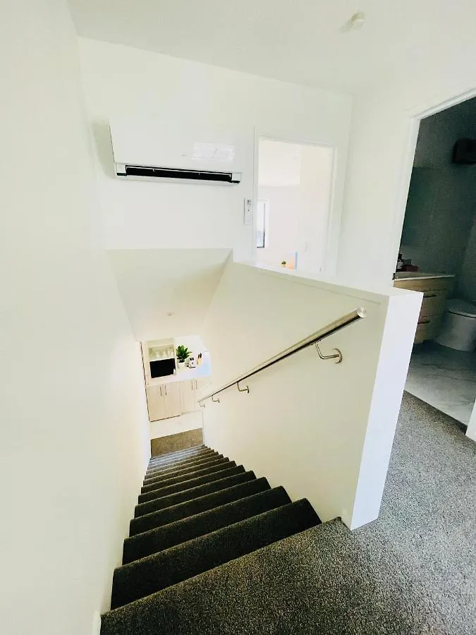 Apartment Walking Distance To Riverside Market & Hospital Christchurch